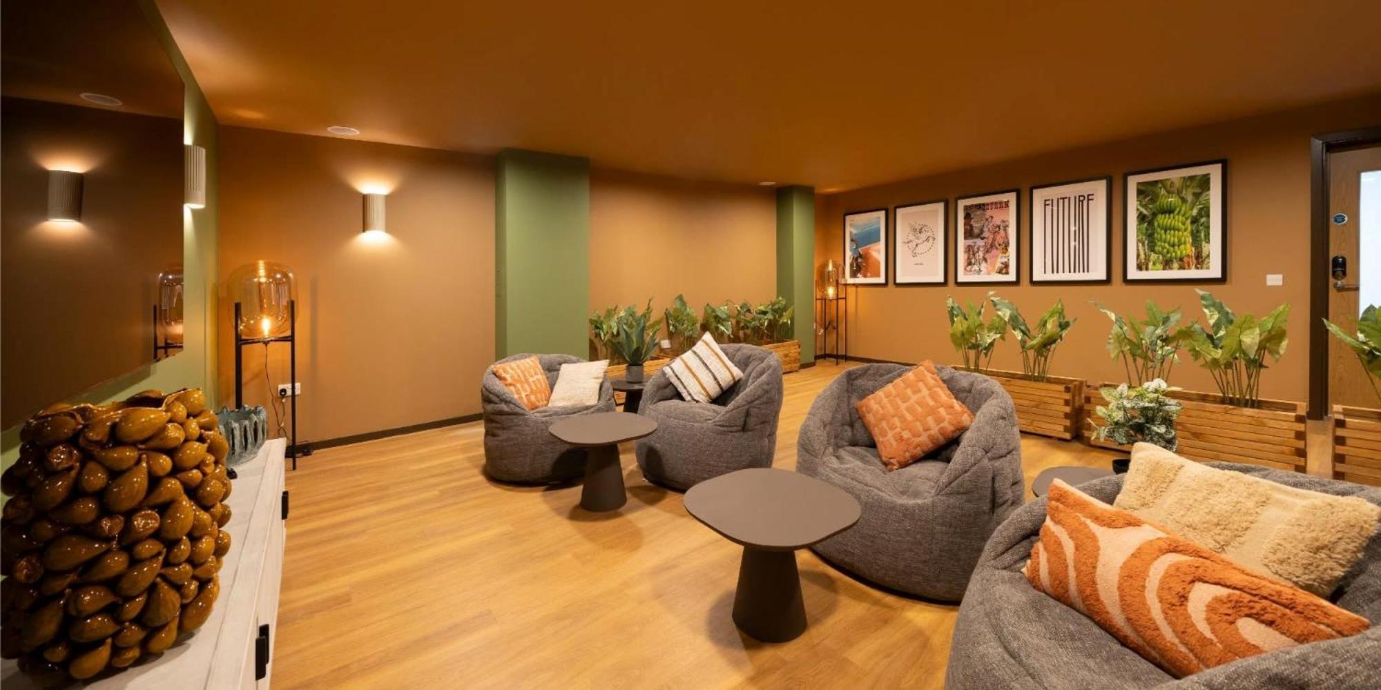 Canvas Glasgow: Private And With Shared Kitchen Near Centre Apartment